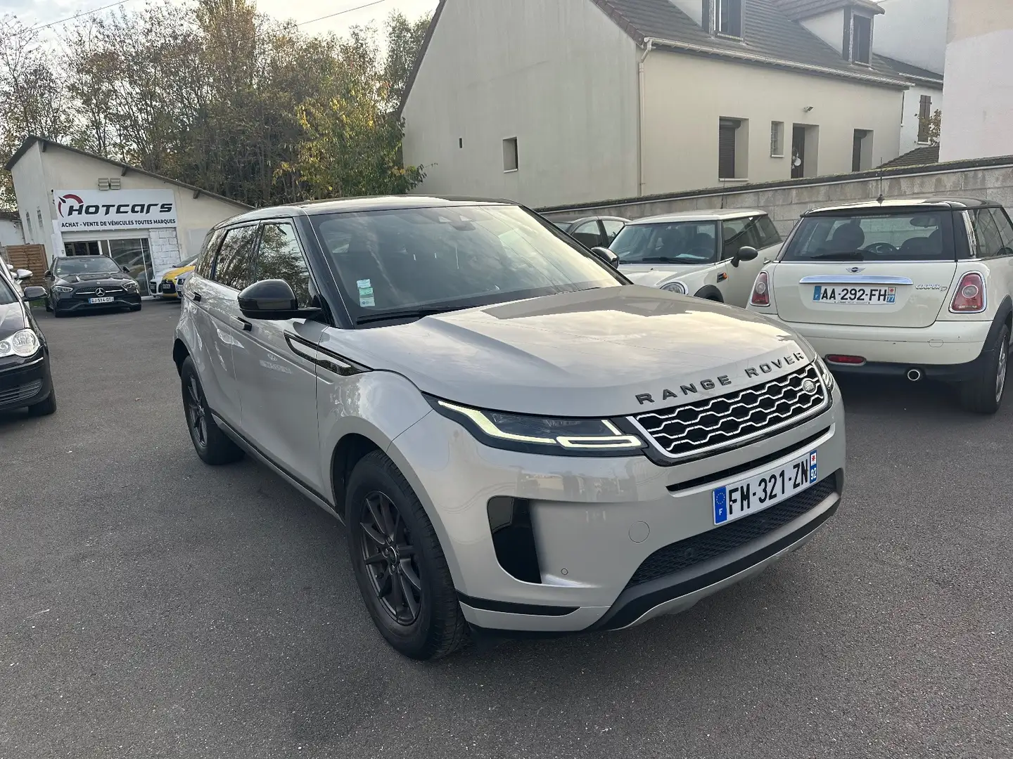 Land Rover Range Rover Evoque Range Rover Evoque D150 AWD BVA9 R-Dynamic Grijs - 1