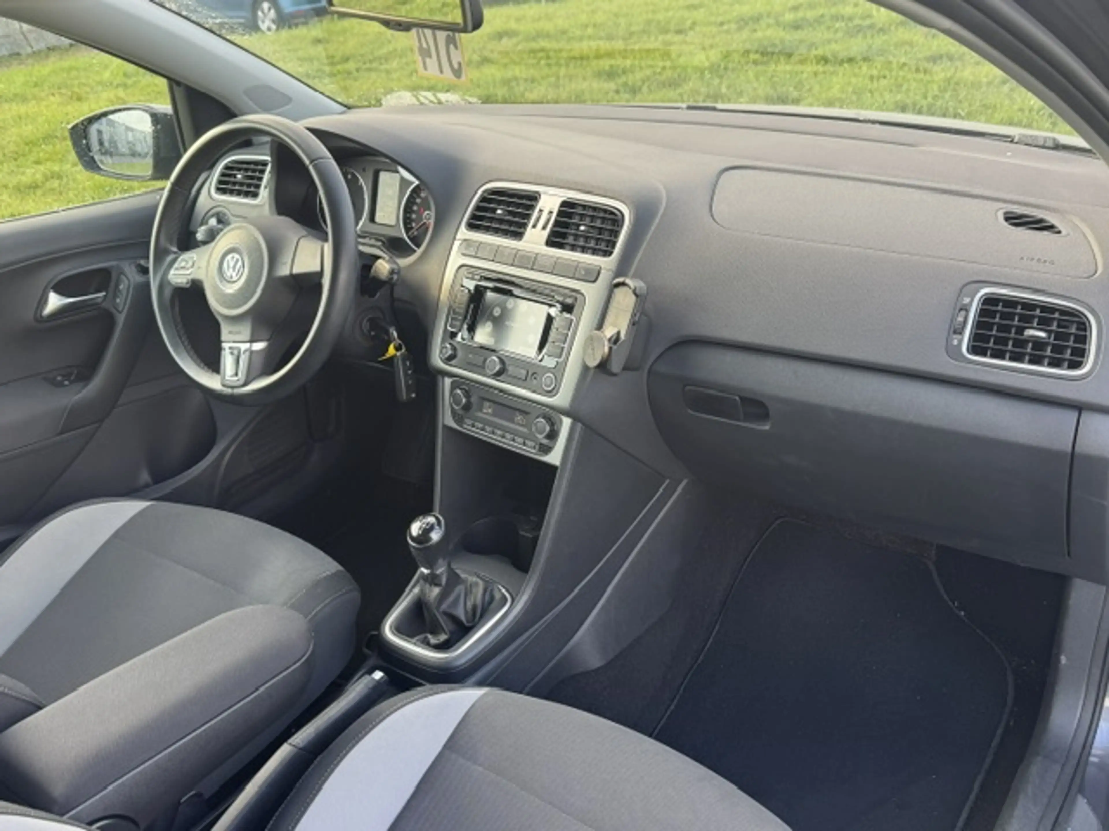 Volkswagen Polo Polo 1.2i Life édition / Garantie 12m. — photo 9