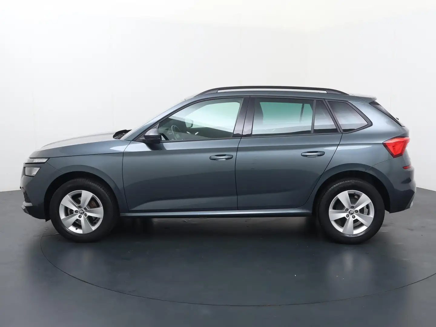Skoda Kamiq 1.0 TSI Sport Business | 110 PK | Automaat | Panor Grau - 2