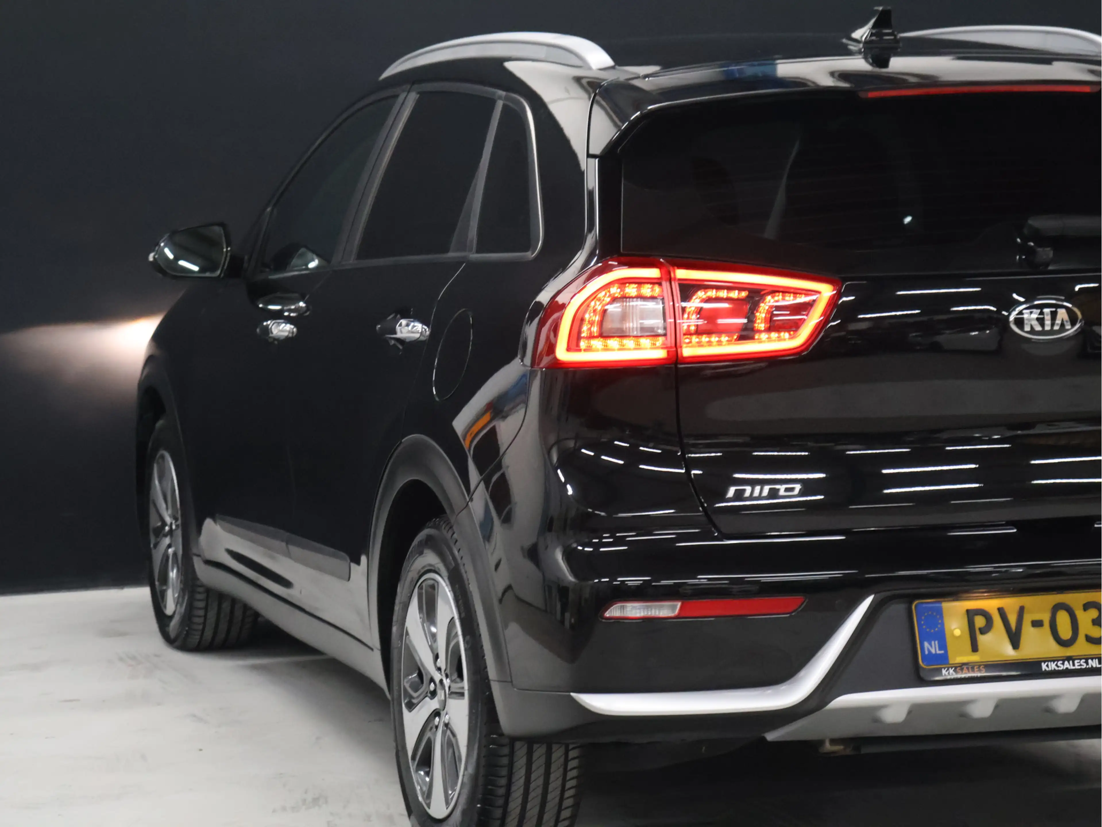 Kia Niro 1.6 GDi Hybrid DynamicLine [APPLE CARPLAY, ANDROID — photo 19