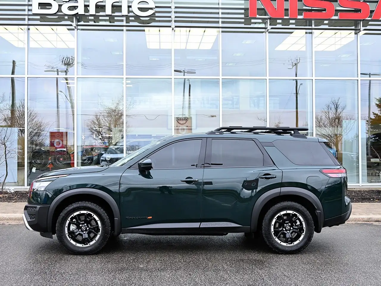Nissan Pathfinder photo Nissan Pathfinder