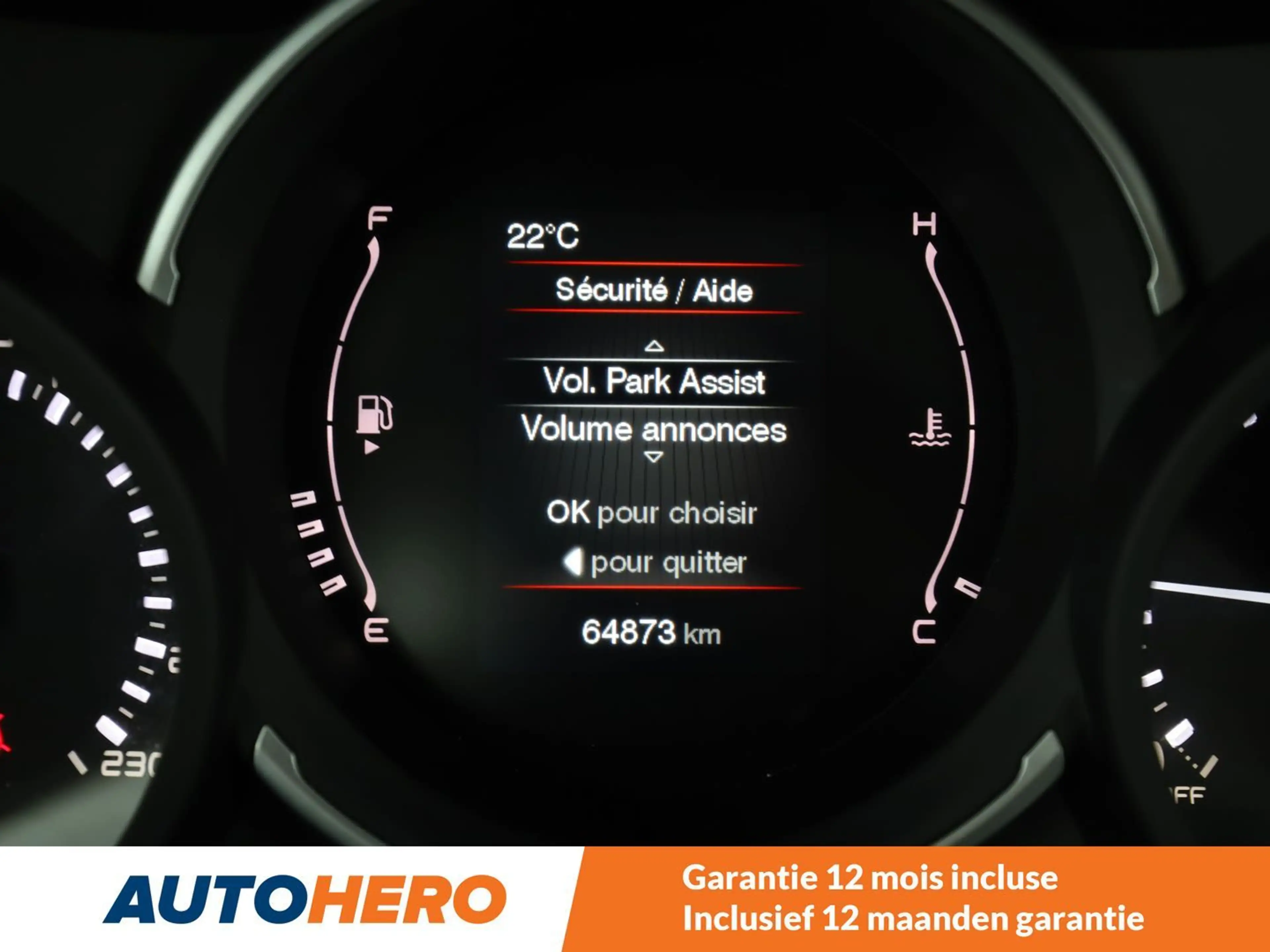 Fiat 500L 1.4 120th — photo 11