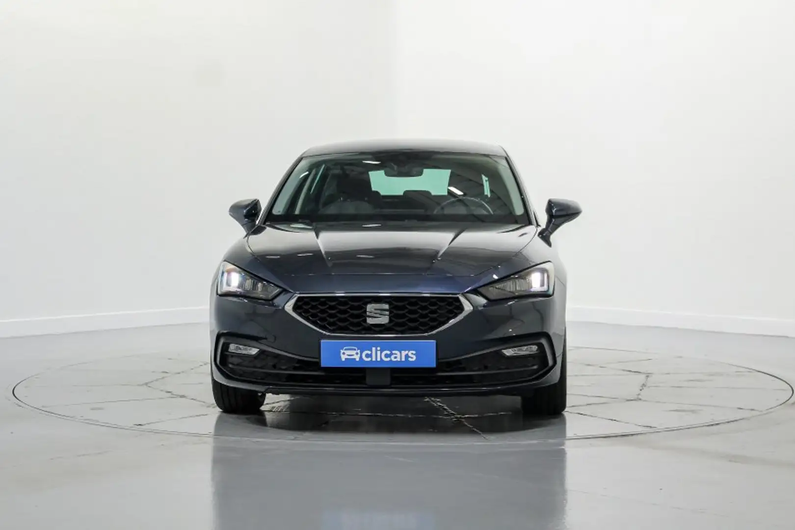 SEAT Leon 2.0TDI CR S&S Style Launch Pack con Navegador DSG- Gris - 2