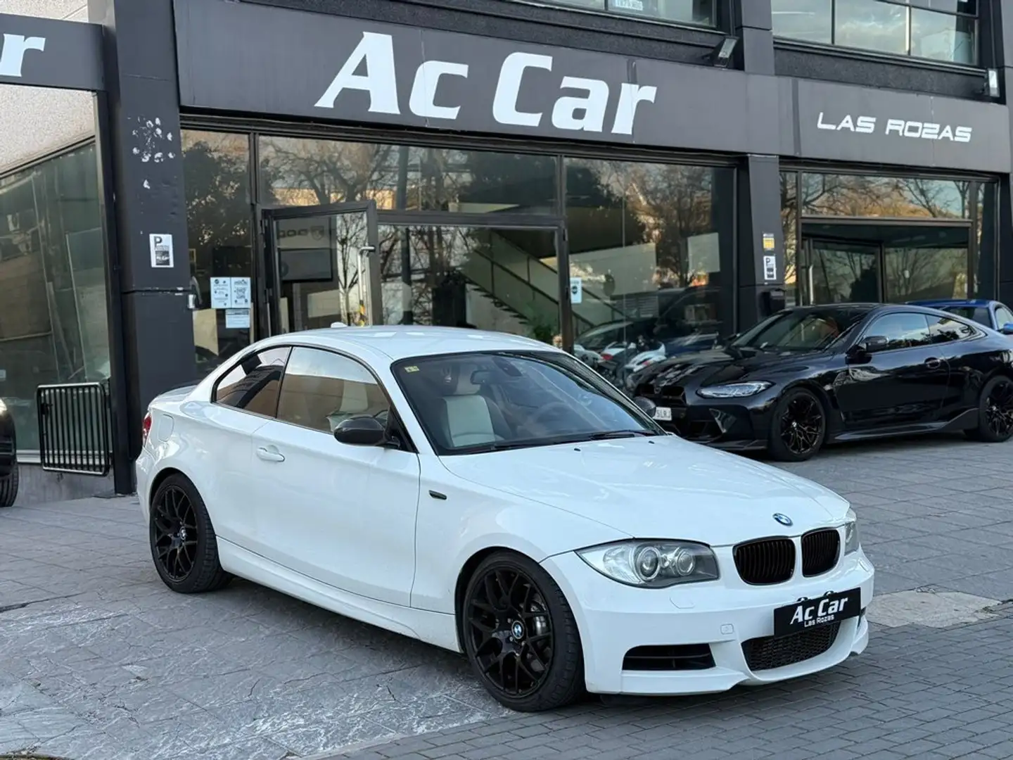 BMW 135 135i Blanco - 2
