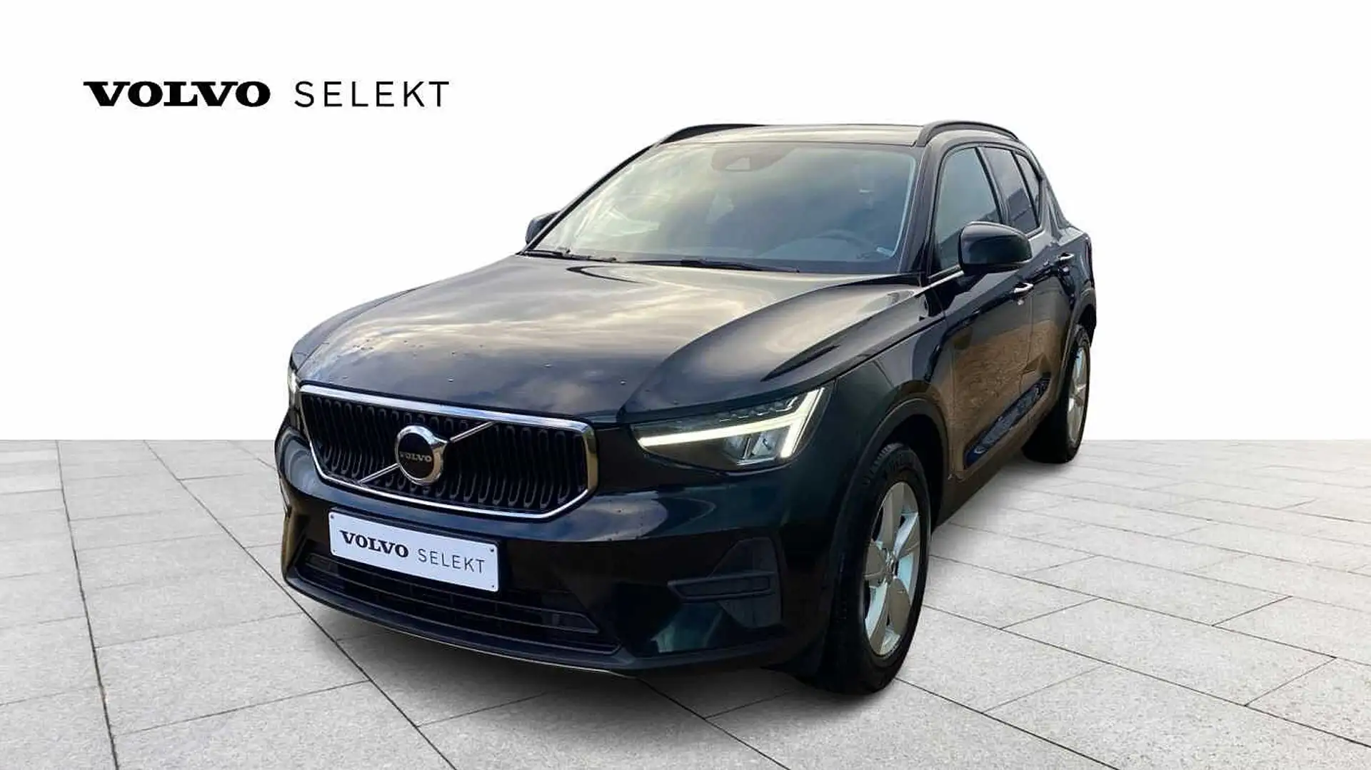 Volvo XC40 Essential, T2 automatic, Benzine Zwart - 1