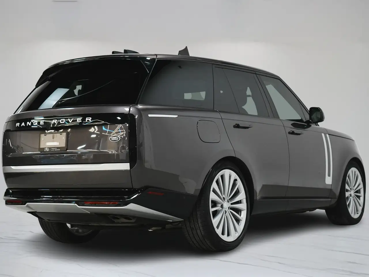 Land Rover Range Rover photo Land Rover Range Rover