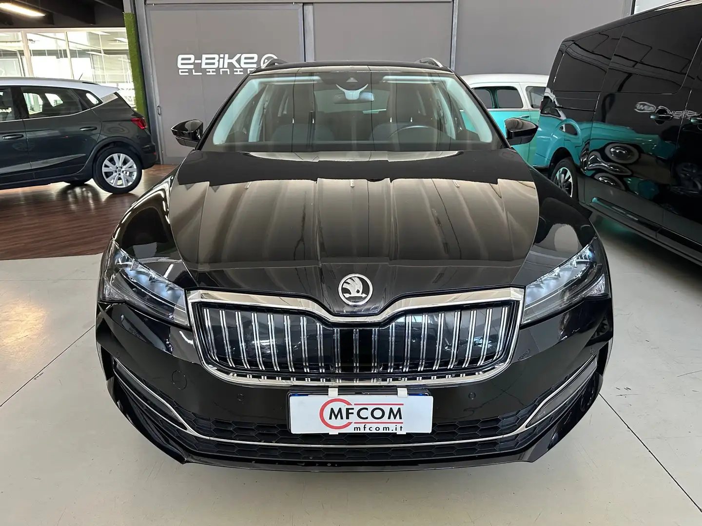 Skoda Superb Wagon iV 1.4 tsi phev Style dsg Nero - 2