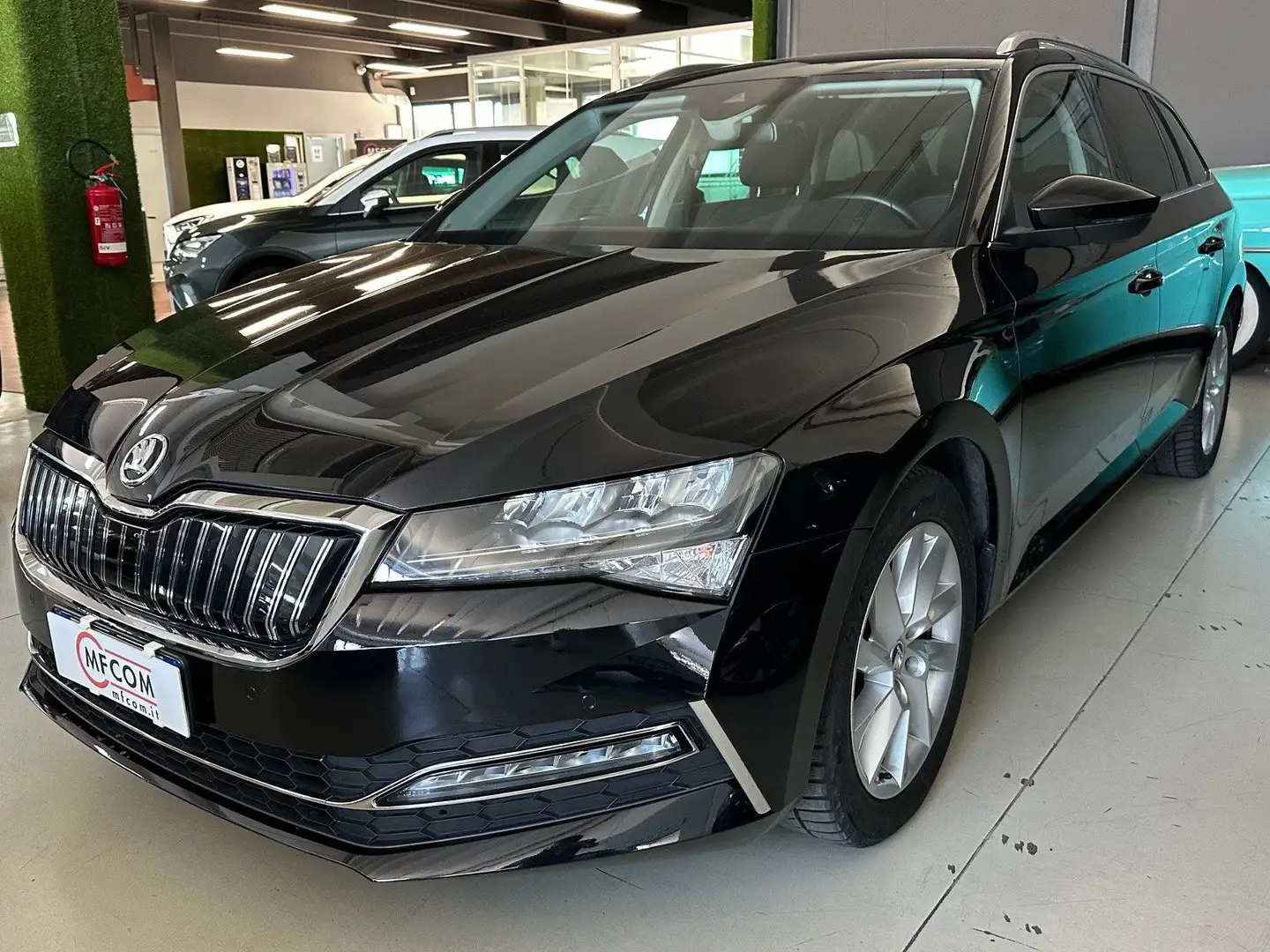 Skoda Superb Wagon iV 1.4 tsi phev Style dsg Nero - 1
