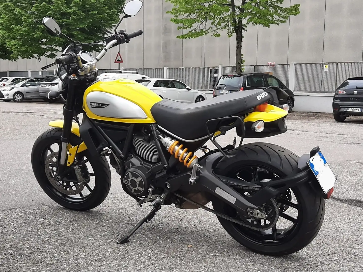 Ducati Scrambler ICON 800 Yellow Amarillo - 1