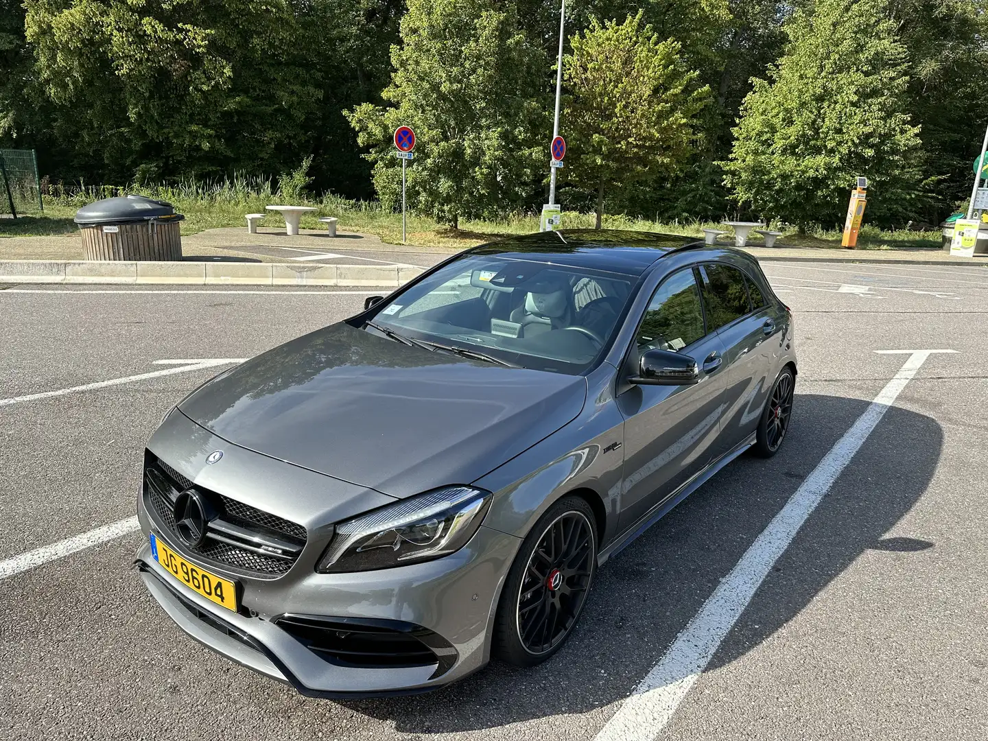 Mercedes-Benz A 45 AMG 4matic 381cv - 2