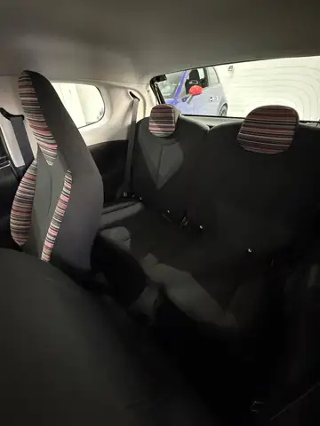 Citroen C1 view 9