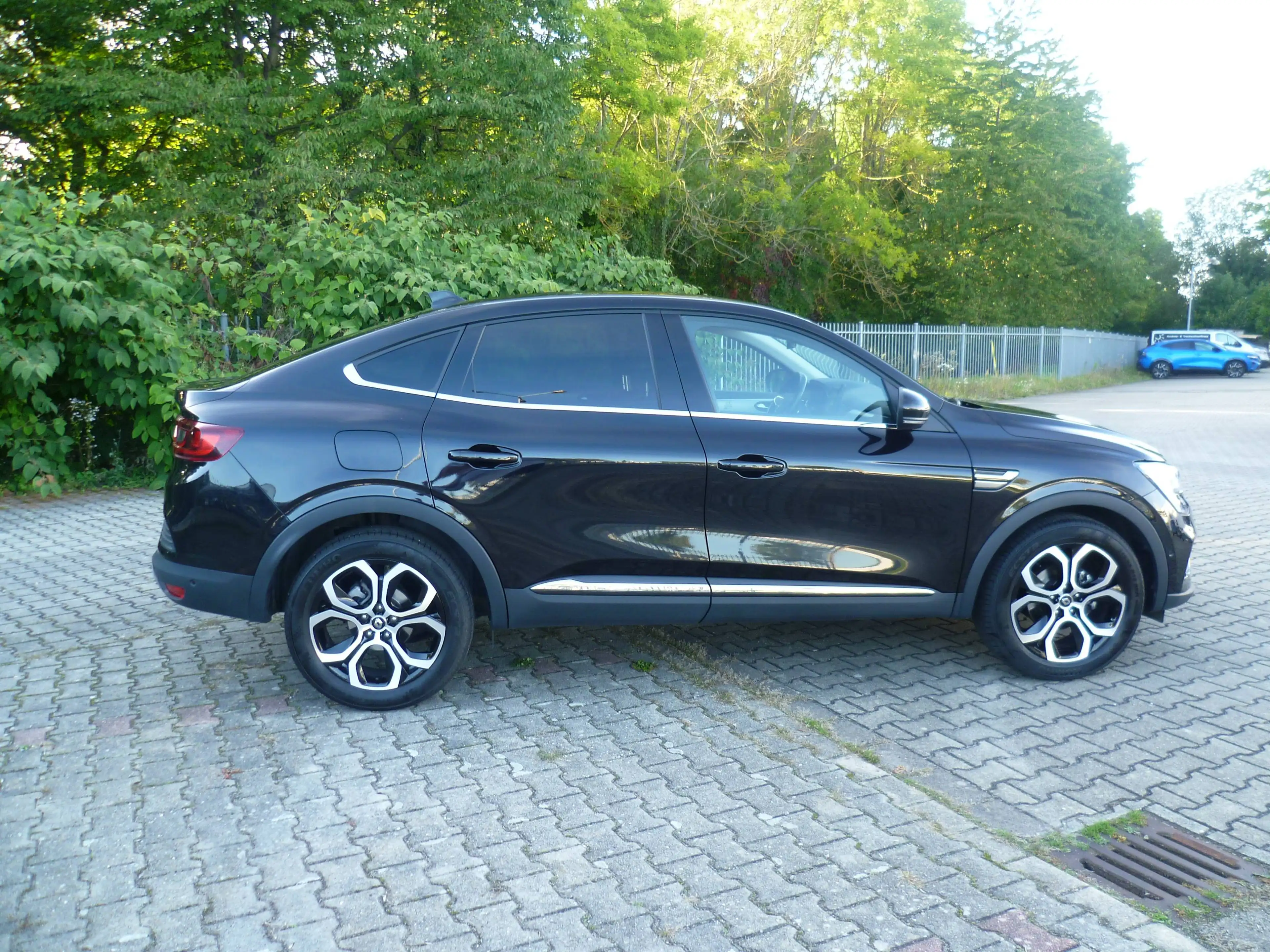 Renault Arkana TCe 140 EDC INTENS — photo 4