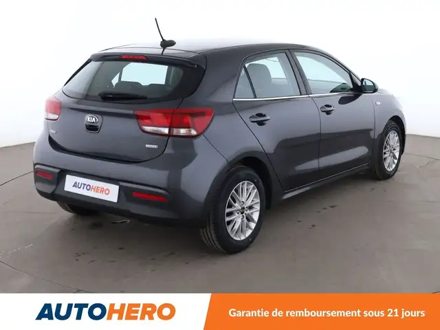 Kia Rio view 6