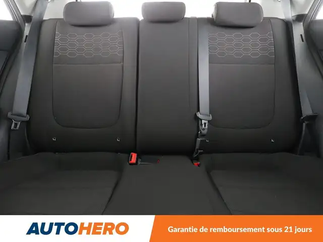 Kia Rio view 15
