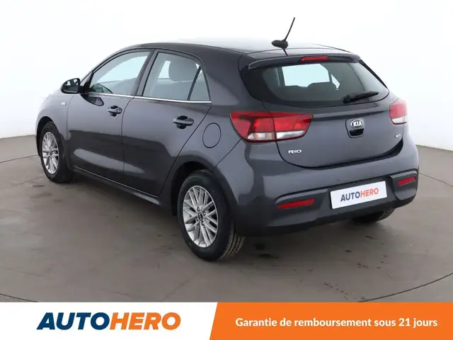 Kia Rio view 4
