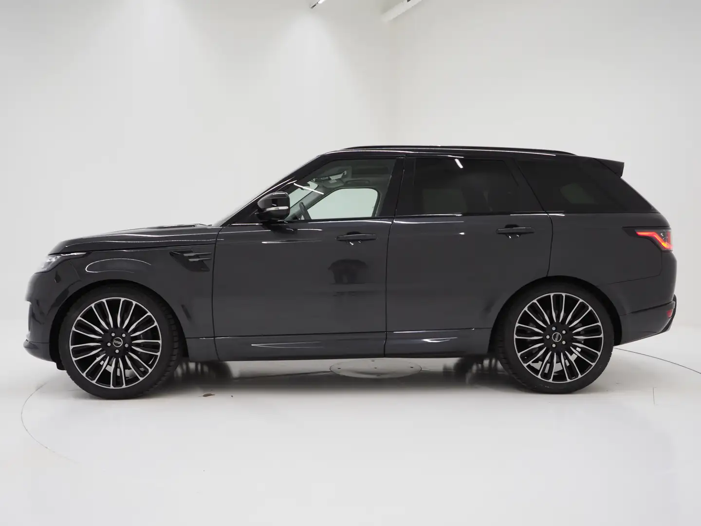 Land Rover Range Rover Sport 2.0 P400e HSE Dynamic | Luchtvering | Meridian | P Grey - 2