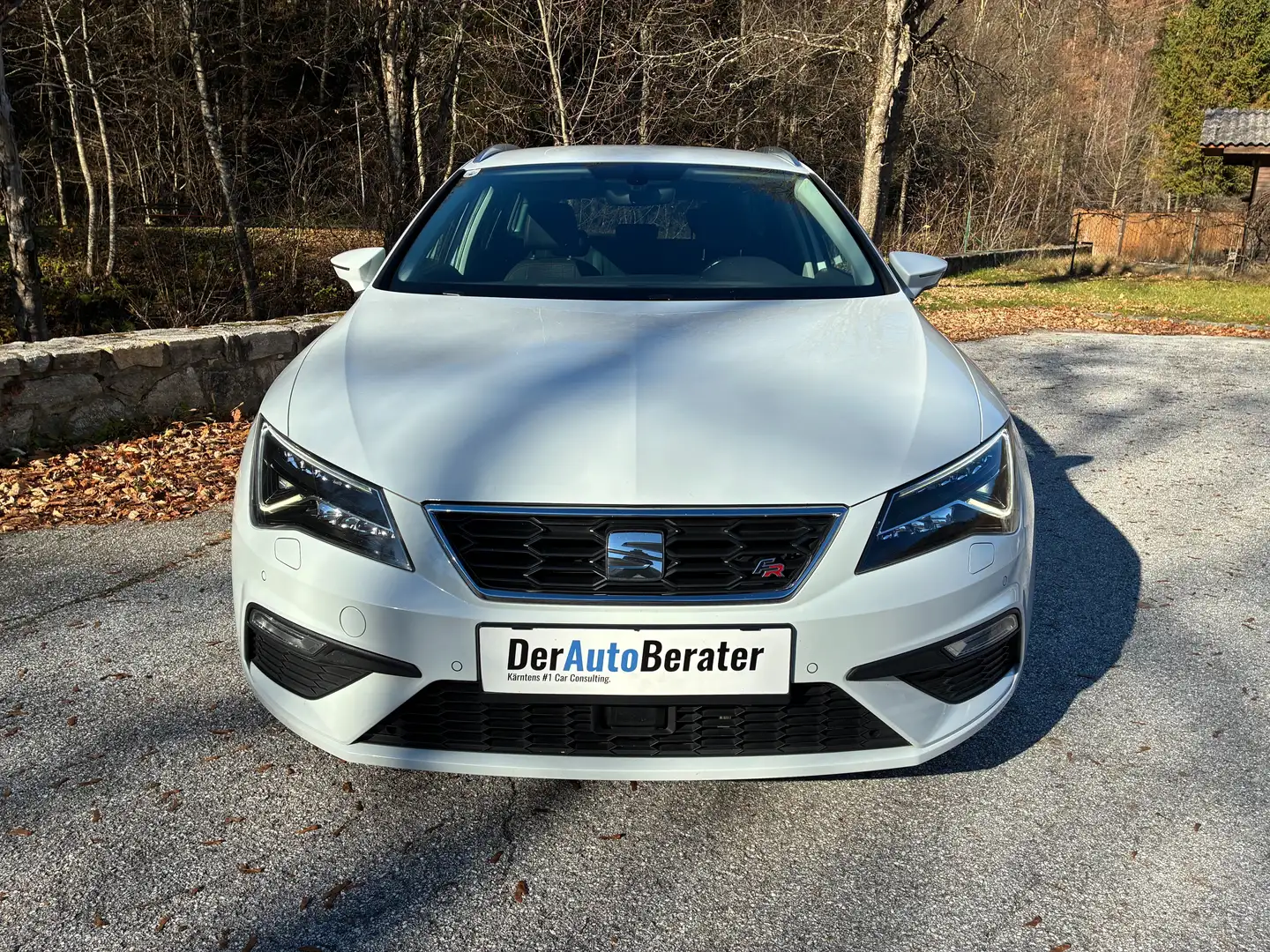SEAT Leon ST FR 2.0 TDI *LED*SITZHEIZUNG*ACC* Weiß - 2