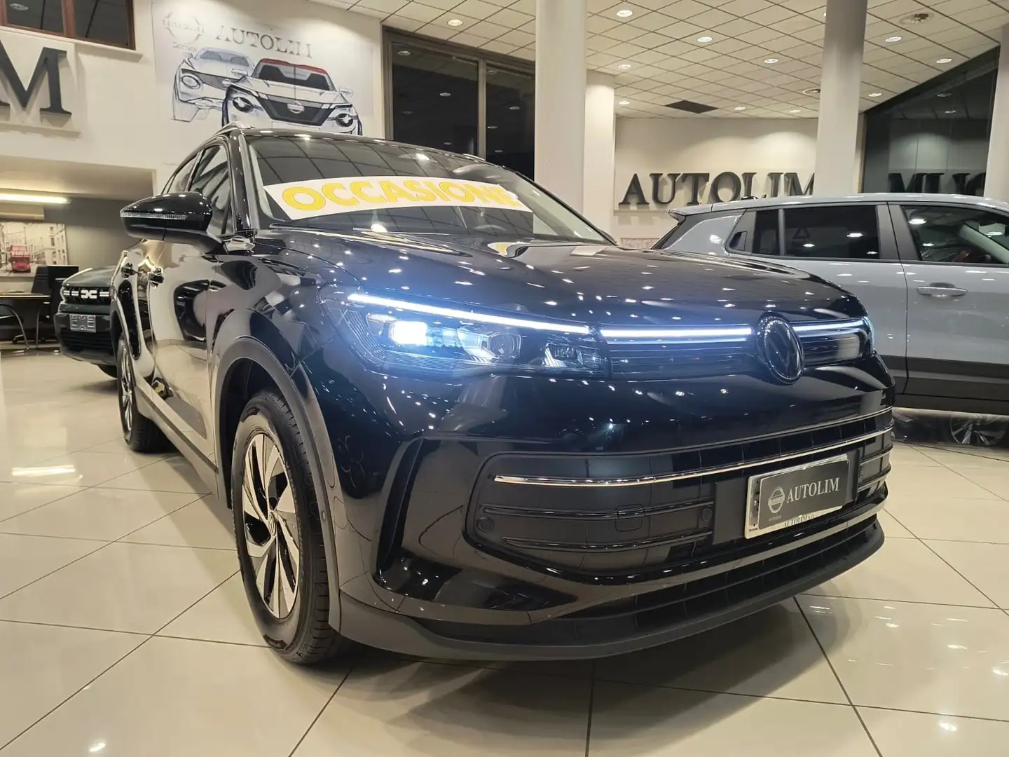 Volkswagen Tiguan 1.5 etsi EDITION PLUS 150cv dsg Nero - 1