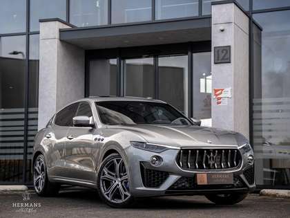 Maserati Levante Hybrid GT / Launch edition / Pano / Keyless
