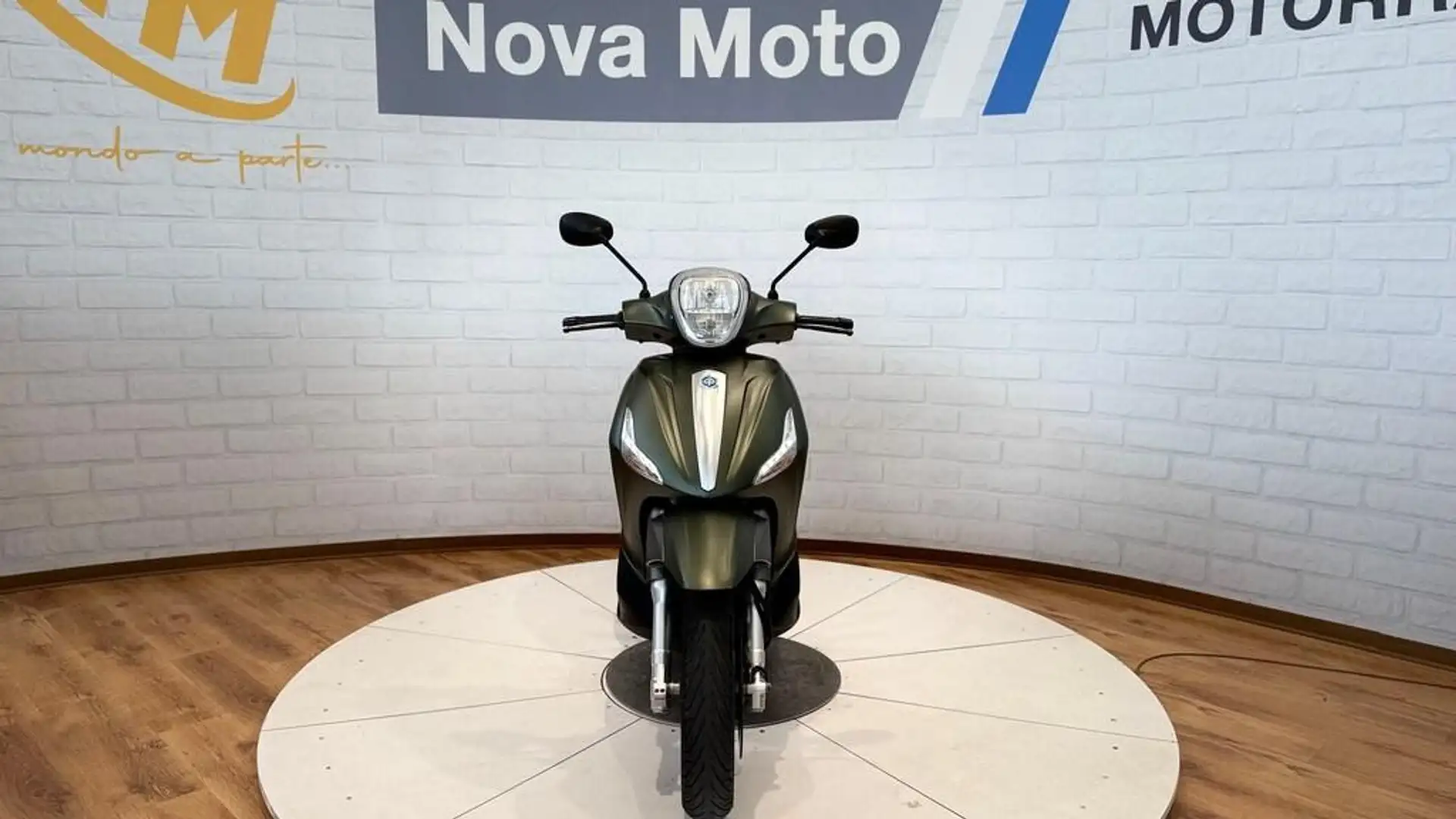 Piaggio Beverly 300 ie abs-asr my17 Verde - 2