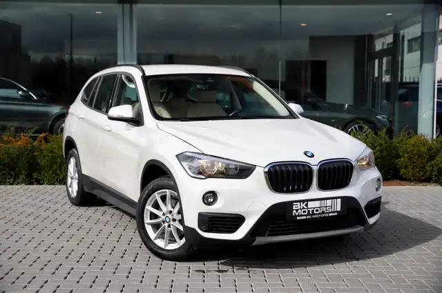 BMW X1 sDrive18 1.5i -Automaat-Trekhaak-Cruise-1 Owner