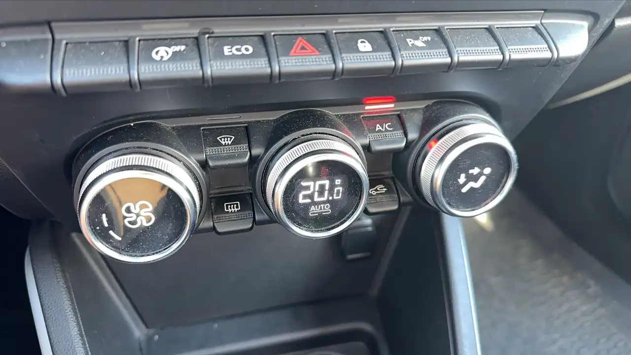 Dacia Duster — photo 13