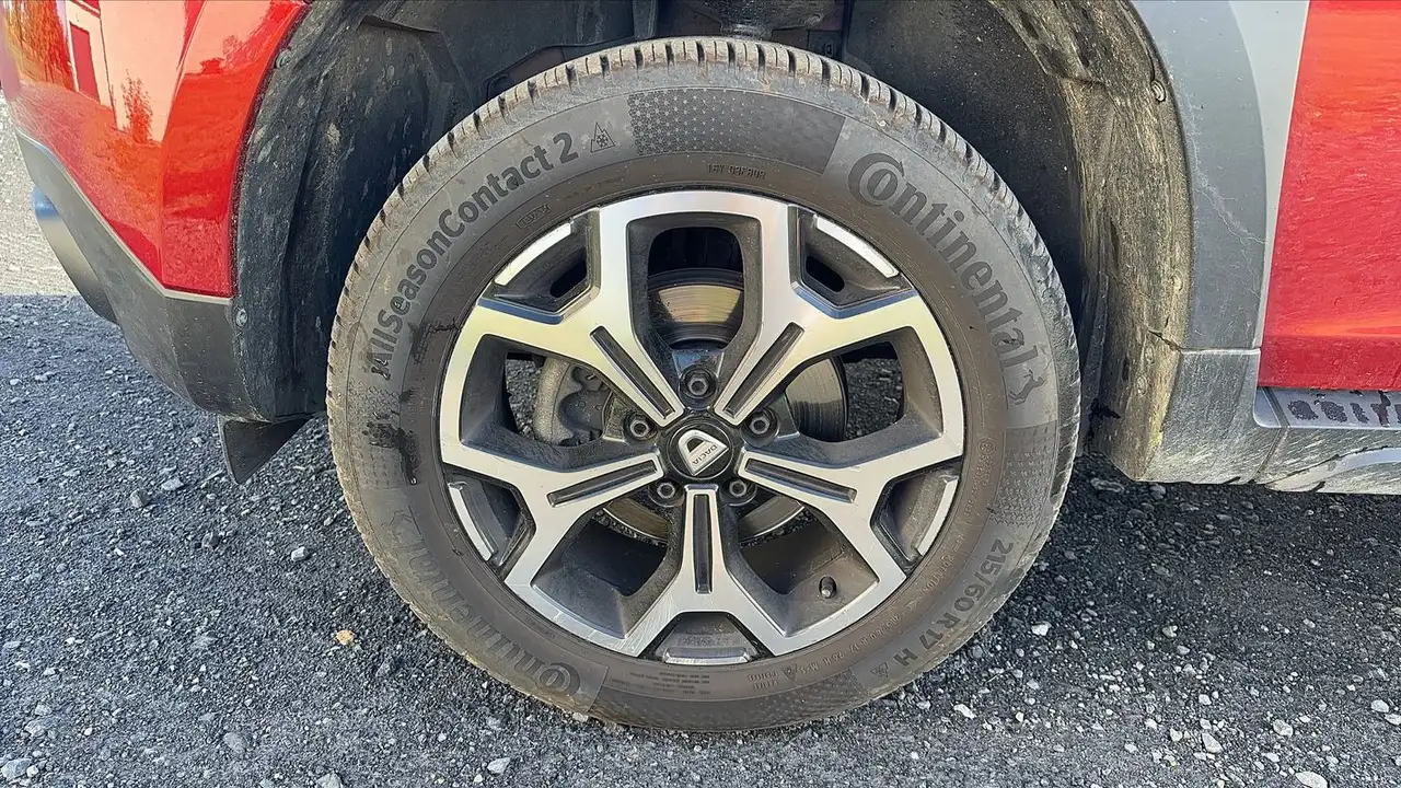 Dacia Duster — photo 18