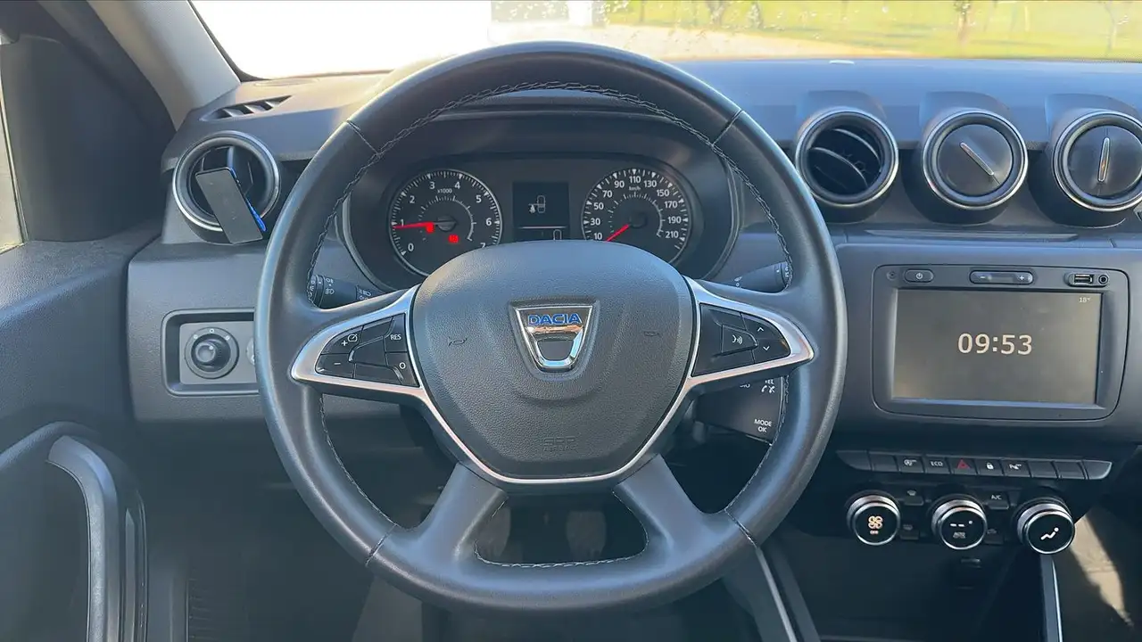 Dacia Duster — photo 23