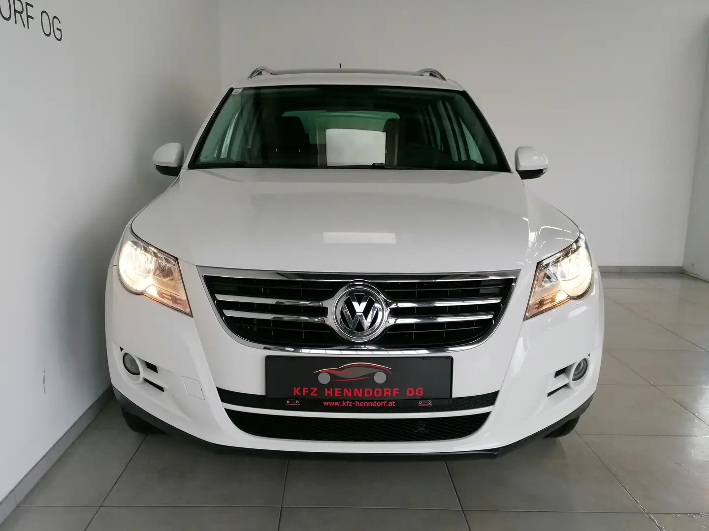 Volkswagen Tiguan 2,0 TDI 4Motion Sky ab € 180 / Monat Blanc - 2