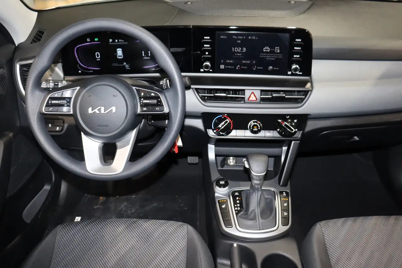 Kia Seltos снимка Kia Seltos