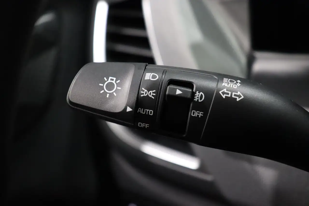 Kia Seltos снимка Kia Seltos