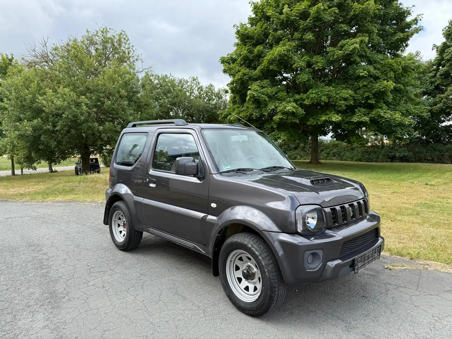 Suzuki Jimny Club 4x4 Allgrip AHK Allrad FJ 4 Sitze Euro6 Gris - 1