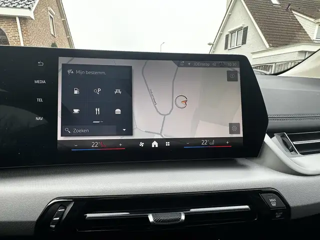 BMW 2 Series view 13
