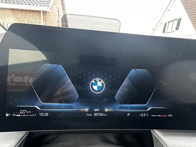 BMW 2 Series view 5