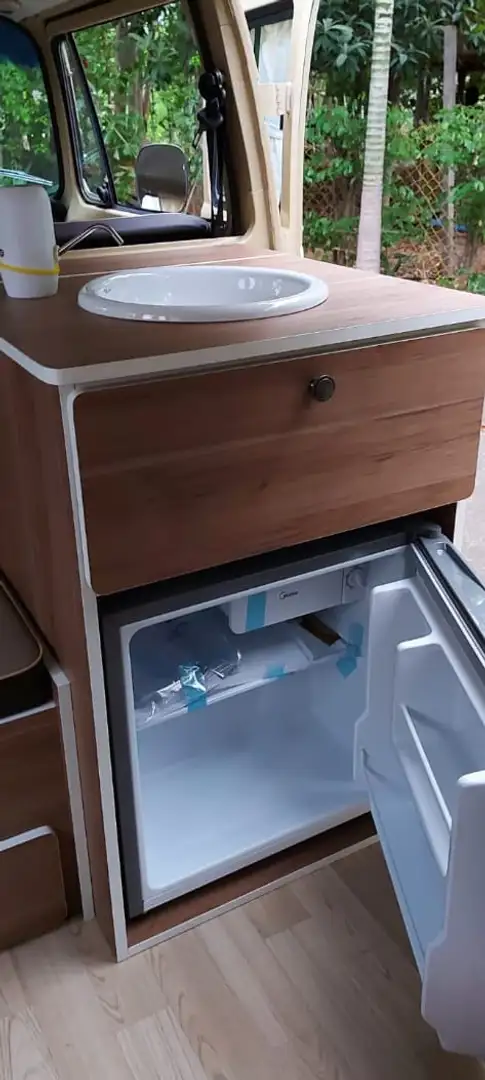 Volkswagen T2 Beige - 2