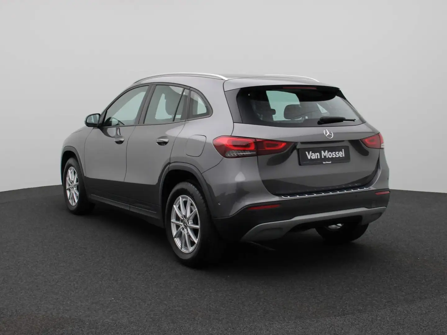 Mercedes-Benz GLA 180 d Business Solution Luxury | Automaat | Half Leder Grey - 2