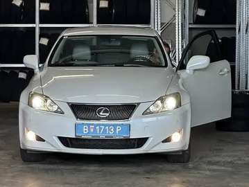 IS 220 d Business Leder Xenon Sitzheizung Sitzlüftung el. Rollo