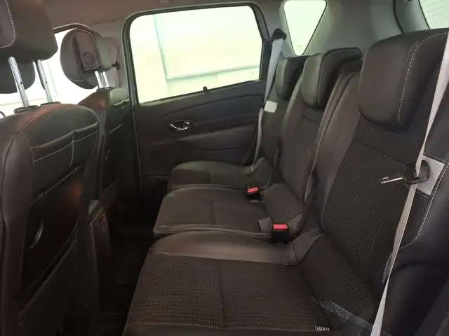 Renault Scenic view 9