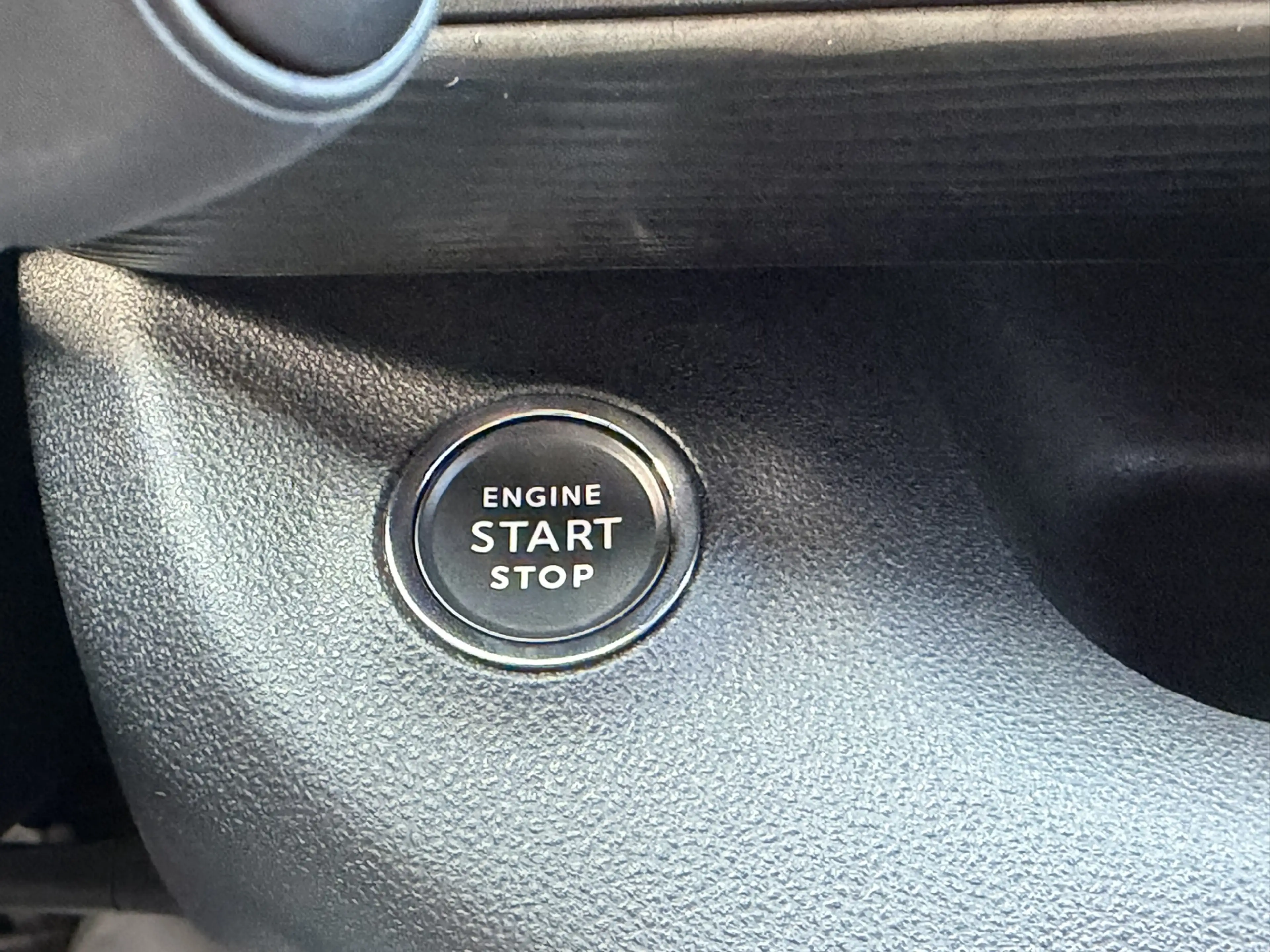 Jeep Avenger 1.2 Altitude | Winterpack | Camera | Apple/Android — photo 21