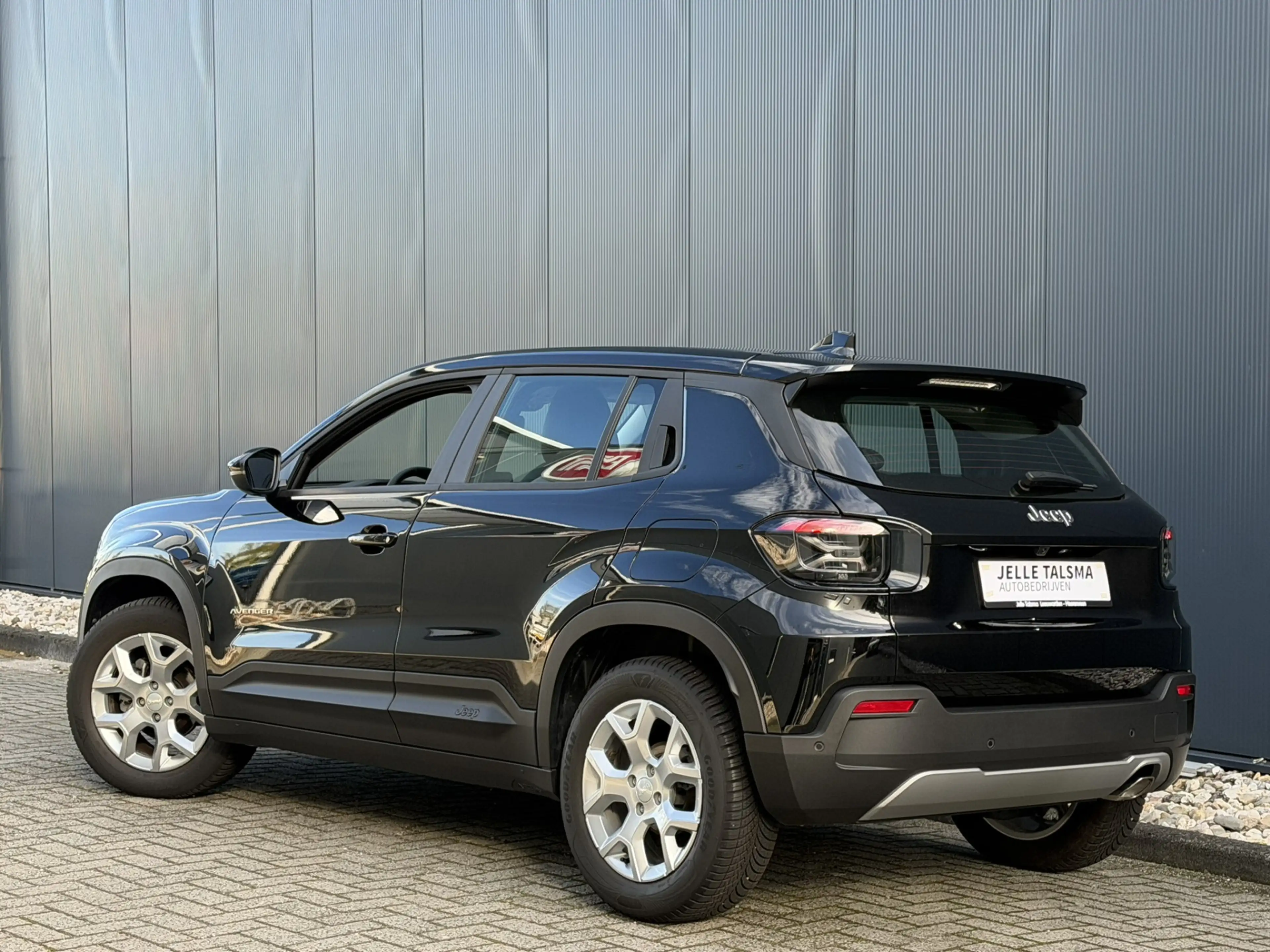 Jeep Avenger 1.2 Altitude | Winterpack | Camera | Apple/Android — photo 3