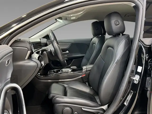 Mercedes-Benz Cla view 9