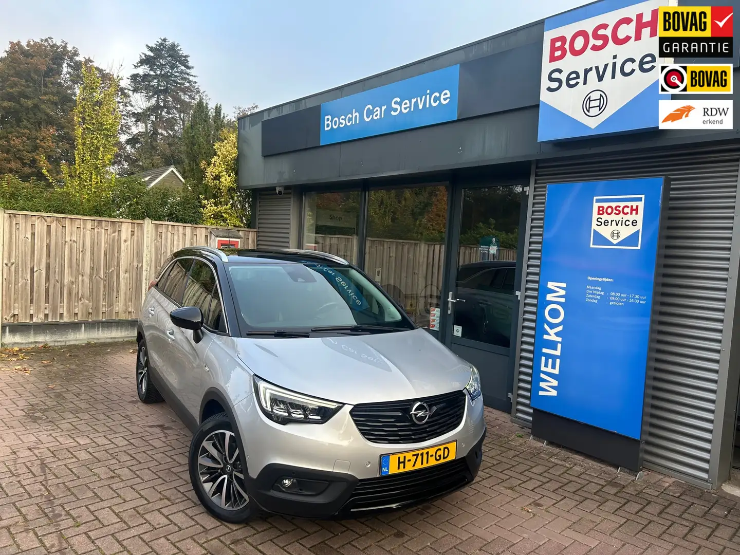 Opel Crossland X INNOVATION 1.2T (110PK) AUTOMAAT Airco ECC, LM Vel Grijs - 1