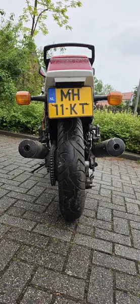 Kawasaki GPX 750 R - foto 4
