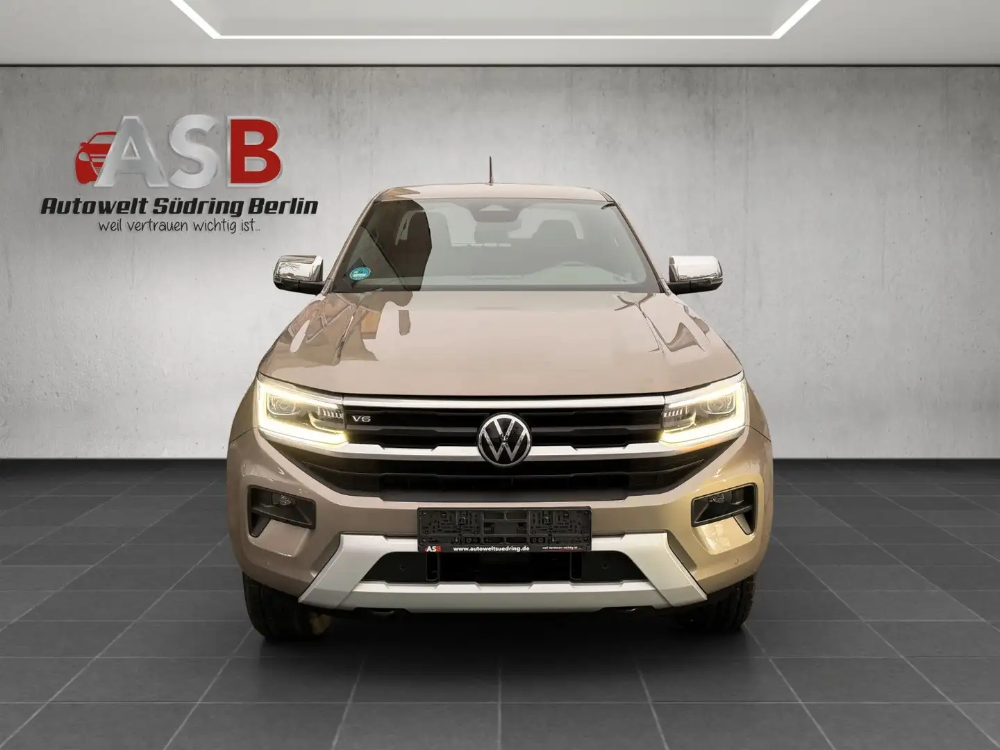 Volkswagen Amarok 3.0 TDI 4Motion*ACC*LED*Navi*Leder*1.Hand Bej - 2