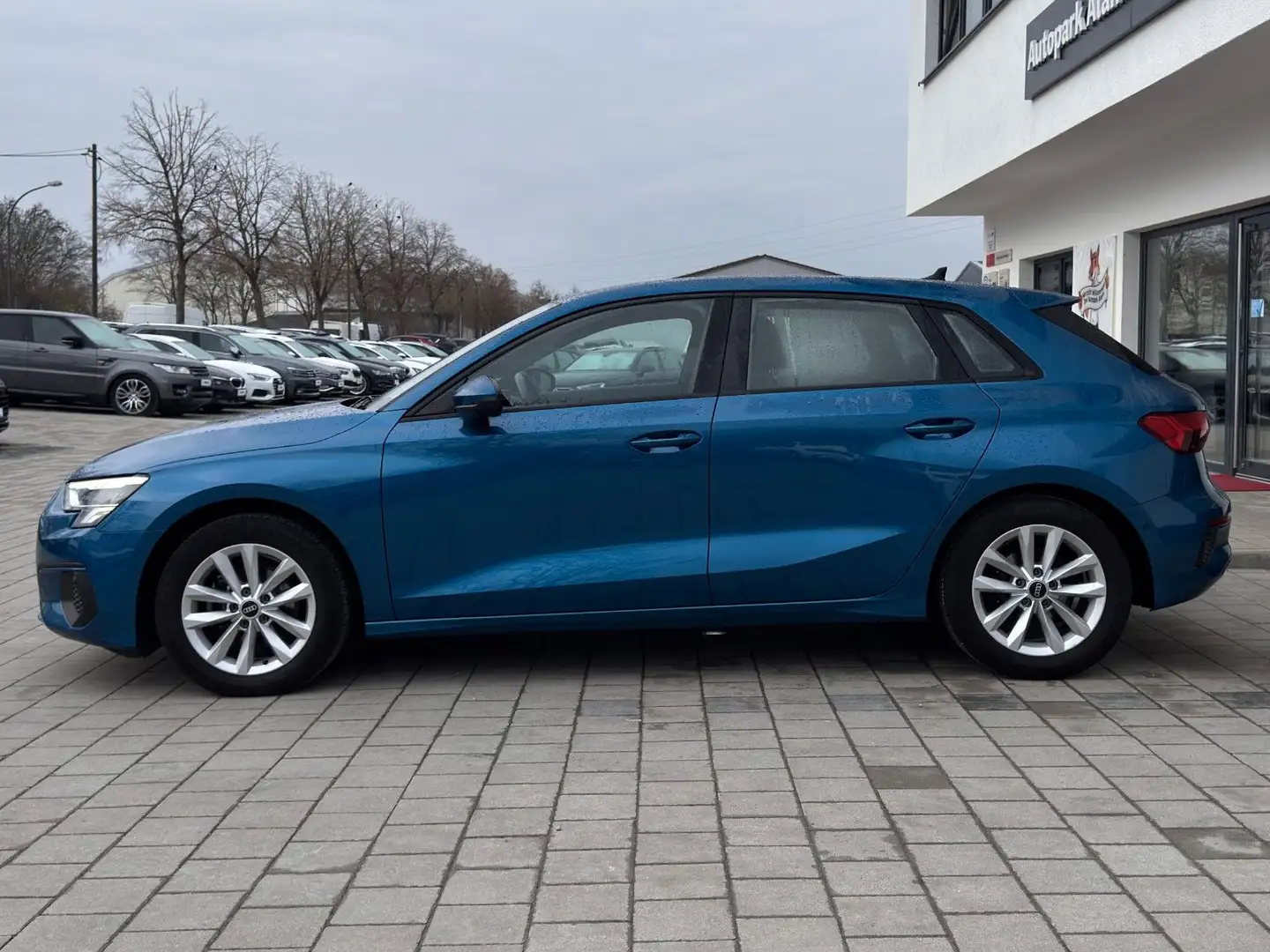 Audi A3 Sportback 35 TDI S-tronic LD Navi ACC ViCo Mavi - 2