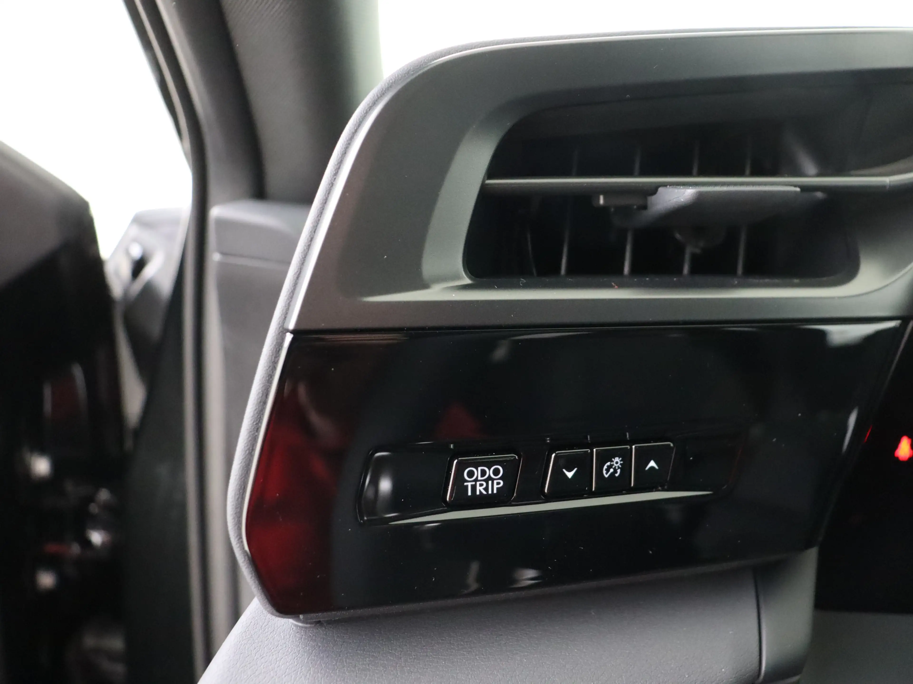 Lexus RZ 350e 35th Edition 77 kWh | Memory Seat | 360 Camer — photo 13