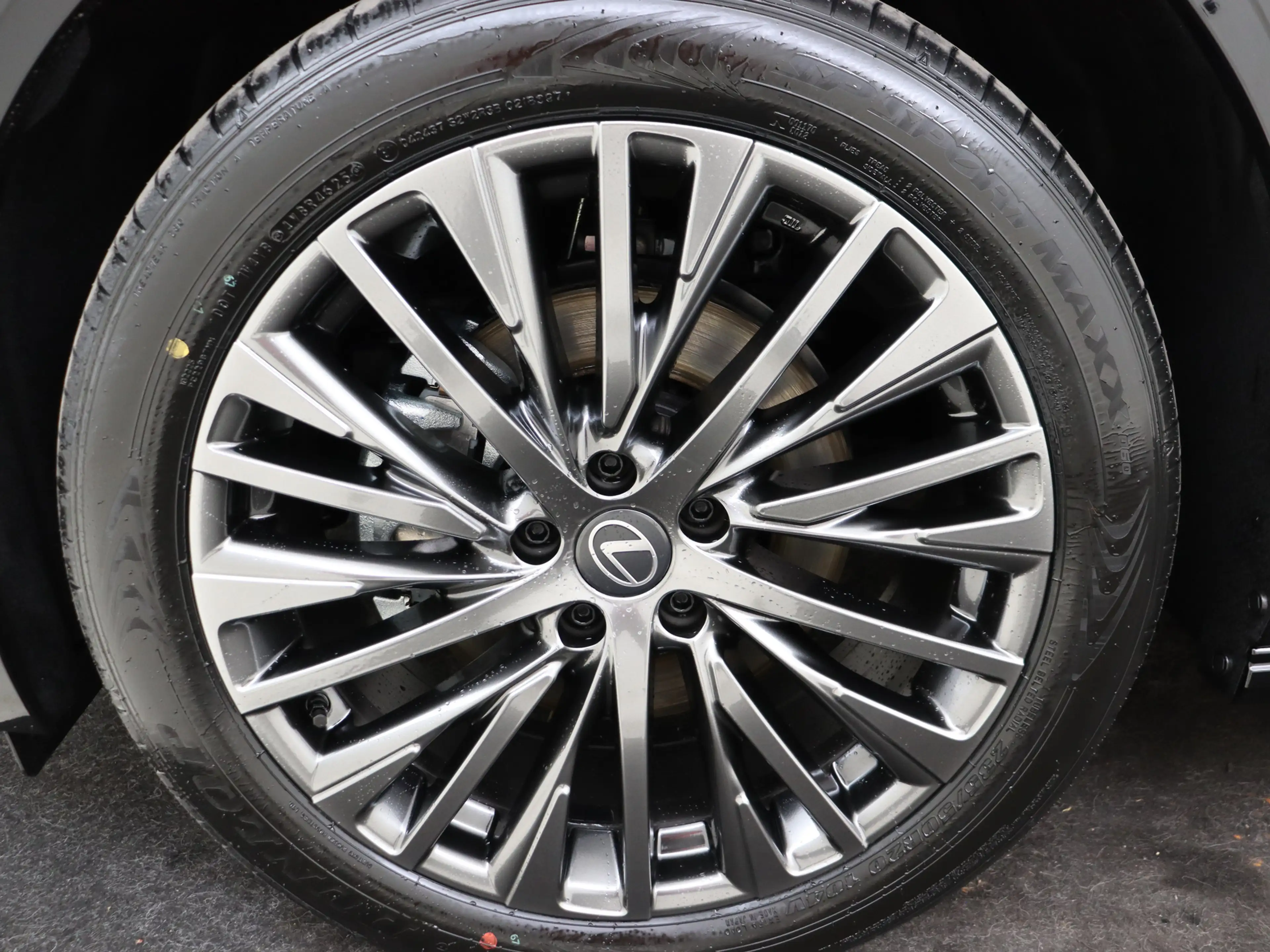 Lexus RZ 350e 35th Edition 77 kWh | Memory Seat | 360 Camer — photo 5