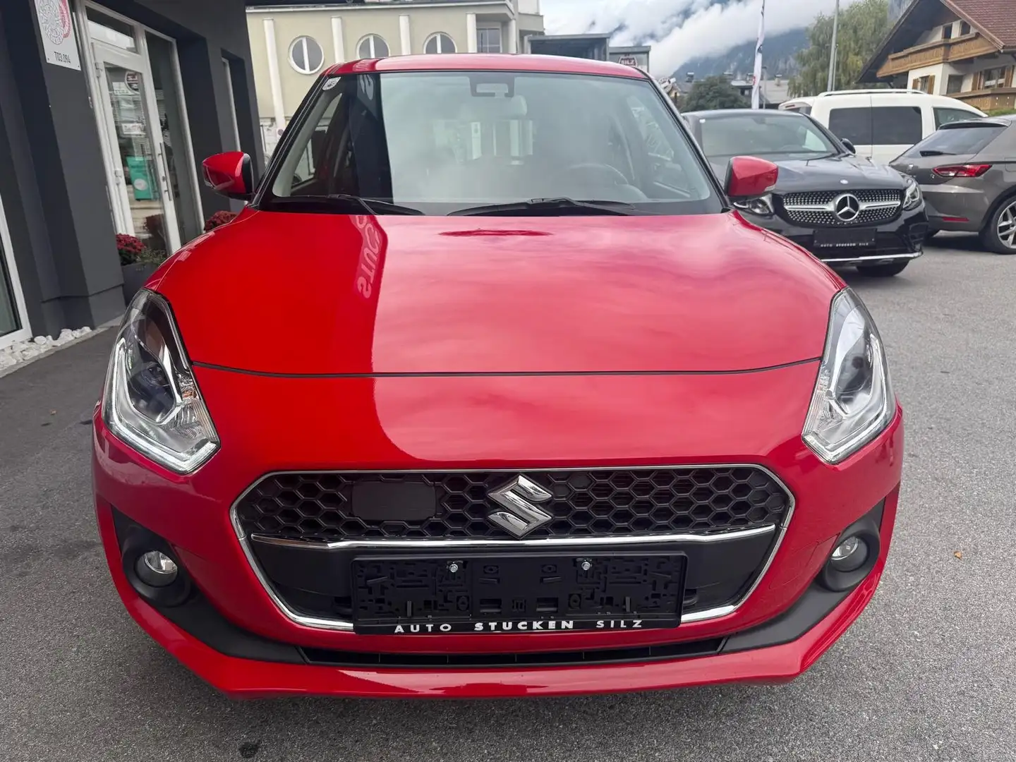 Suzuki Swift 1,2 DualJet Flash  ALLRAD Rot - 2