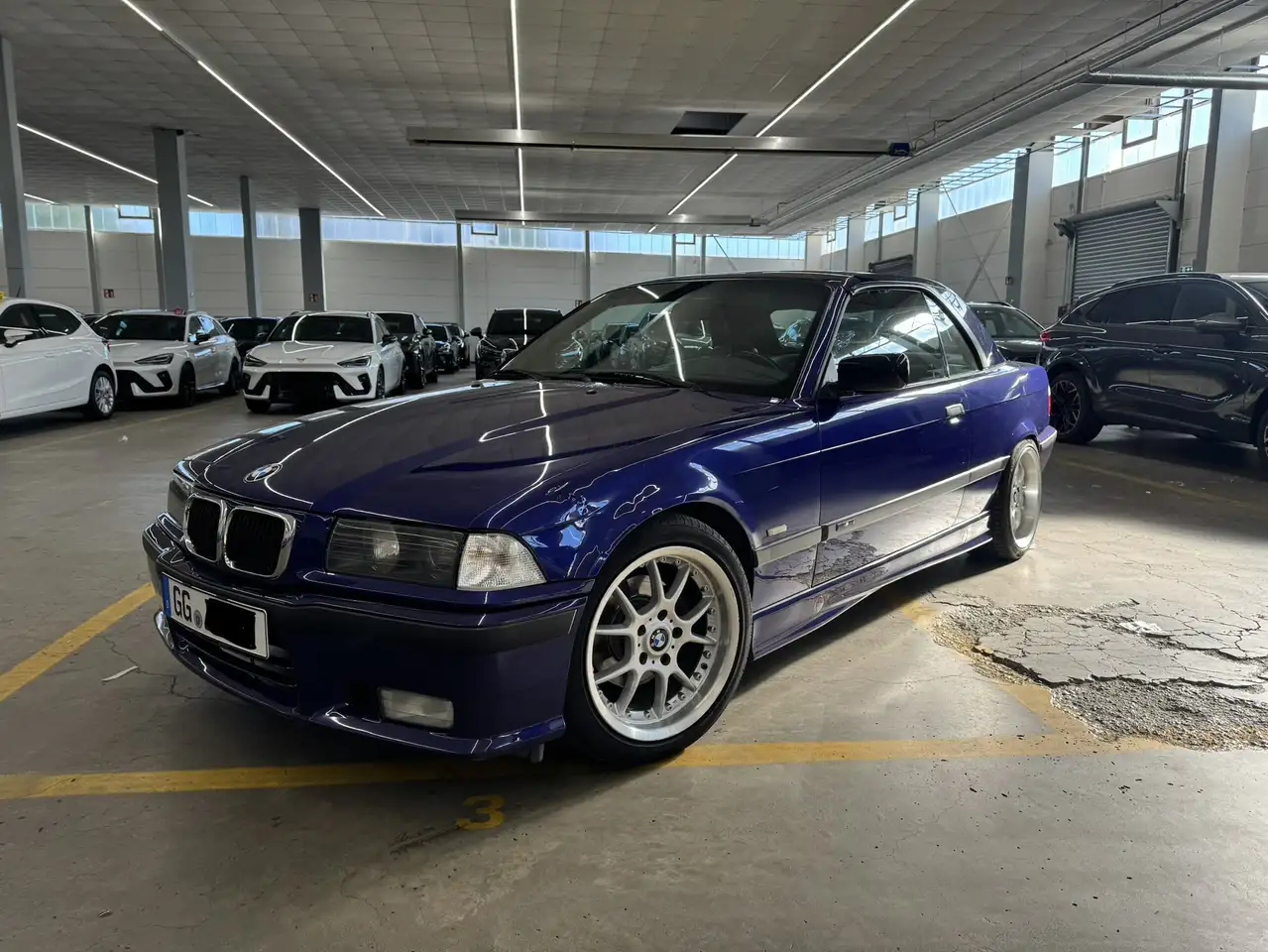 BMW 318 E36 Velvet Blau Individual, foto 5