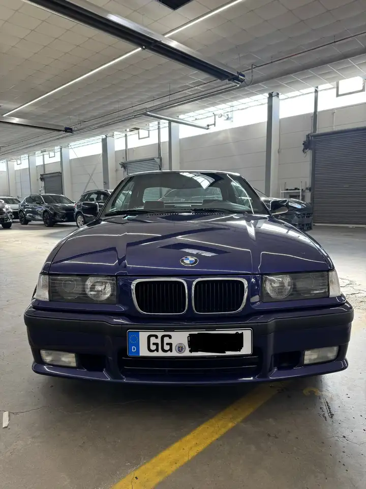 BMW 318 E36 Velvet Blau Individual, foto 4